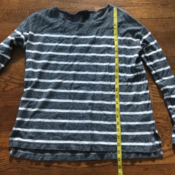 J.CREW XS Deck Striped Tee Gray White - Picture 7 of 8